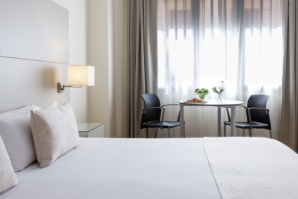 Mariano Cubi Aparthotel Barcelona 18