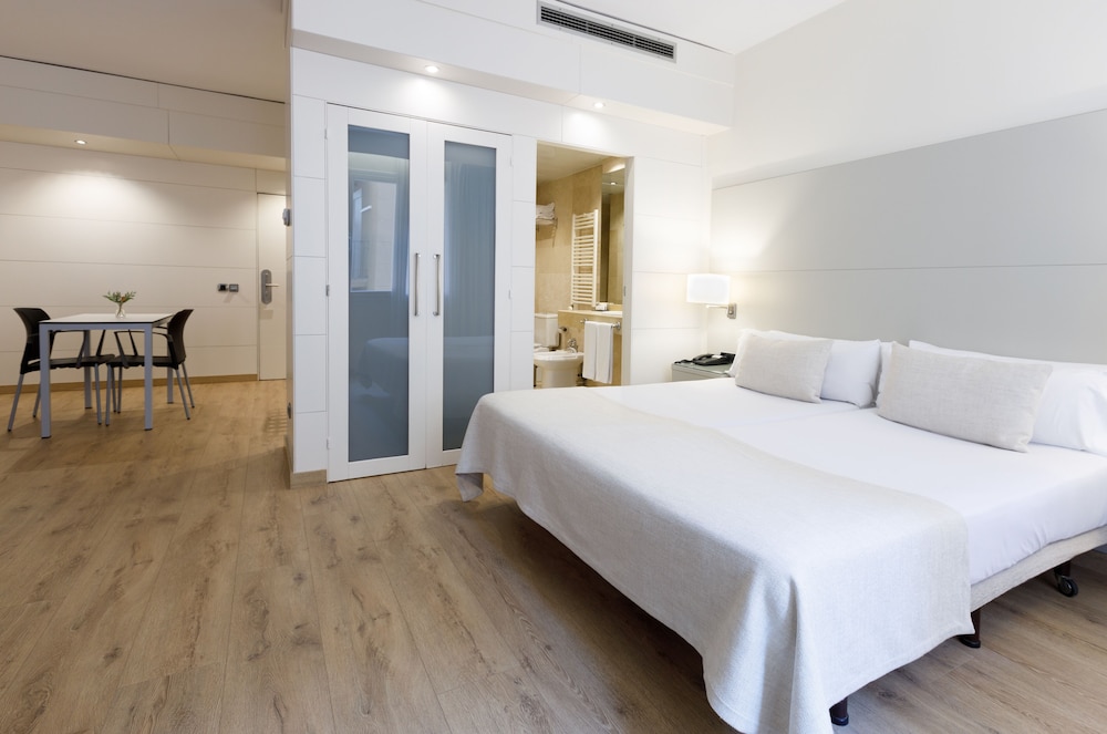 Mariano Cubi Aparthotel Barcelona 16