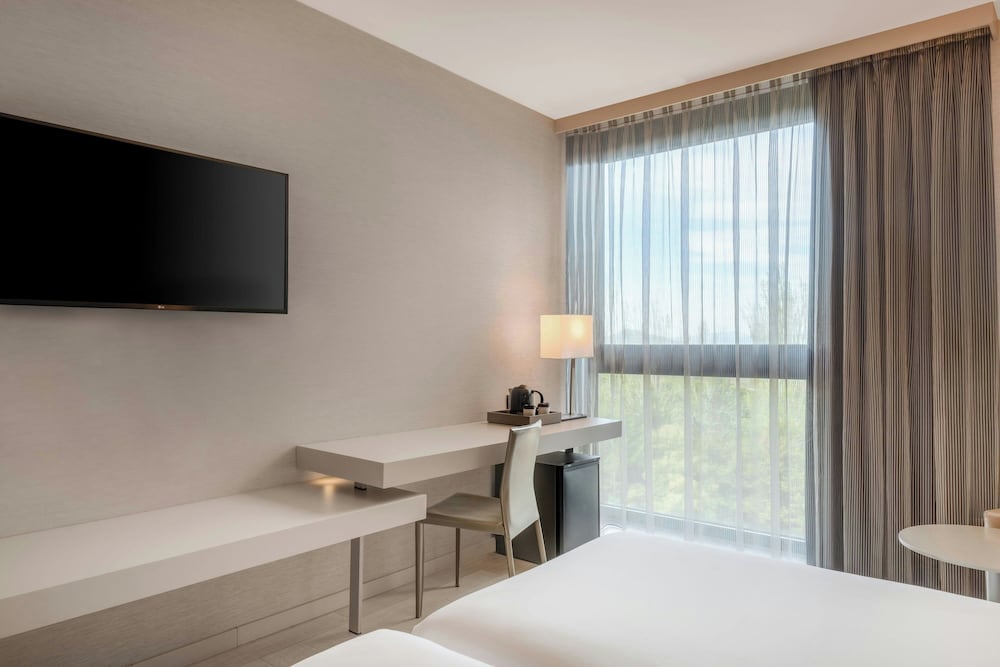 AC Hotel Sant Cugat 13