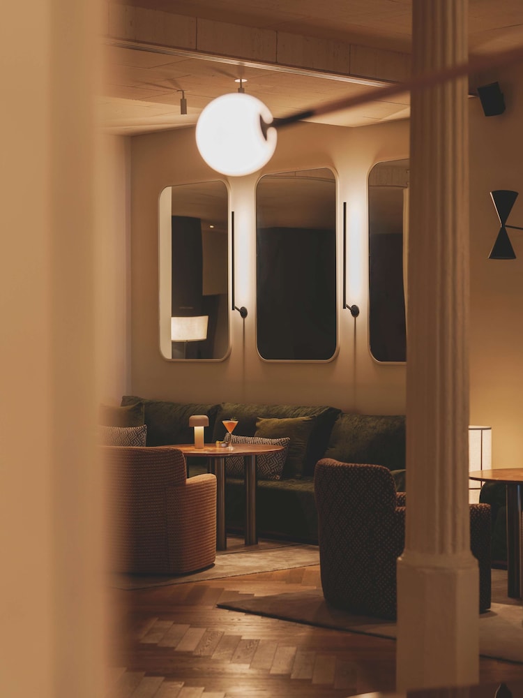 Hotel Regina Barcelona 12