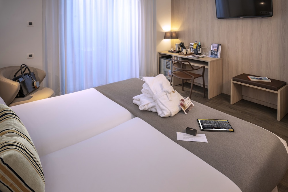 Hotel Serhs Rivoli Rambla 18