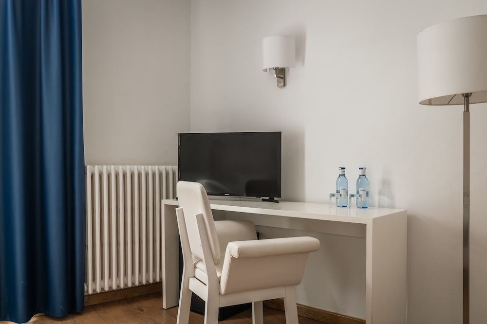 Hotel Medium Sitges Park 10
