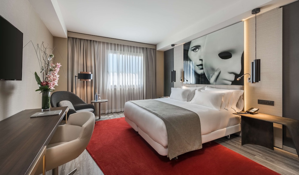 NH Collection Madrid Suecia 11
