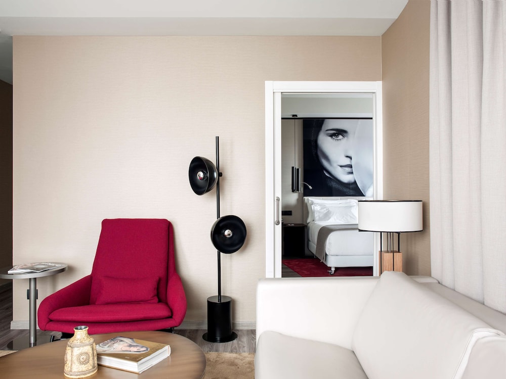 NH Collection Madrid Suecia 13