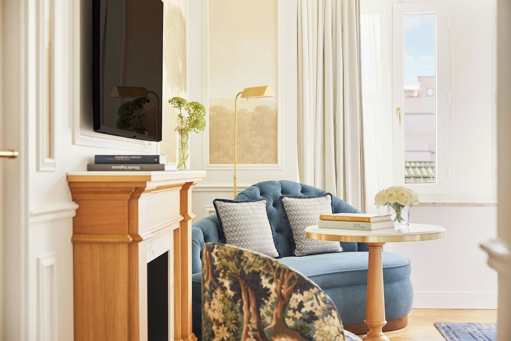 The Palace, a Luxury Collection Hotel, Madrid 14