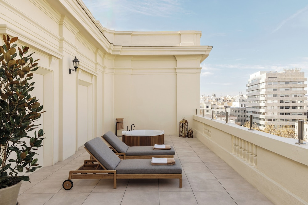 Hotel Fénix Gran Meliá 21