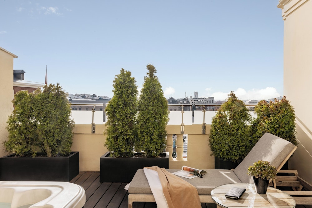 Hotel Fénix Gran Meliá 23