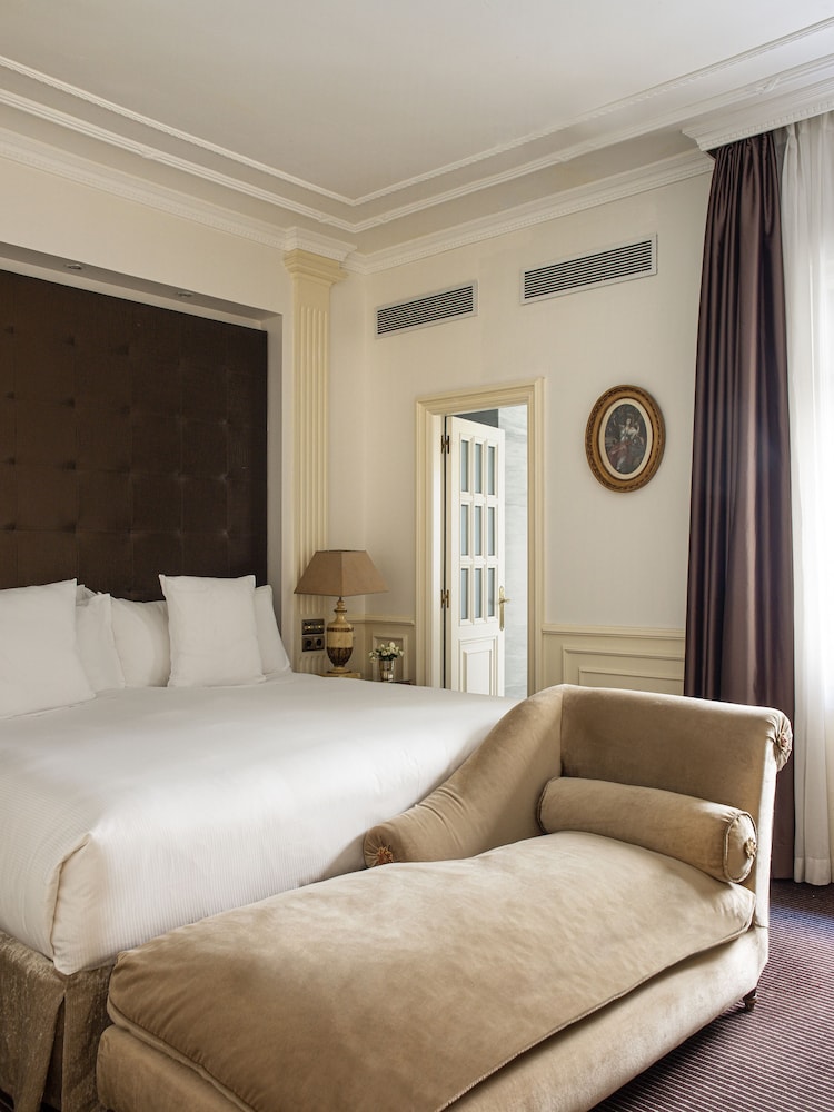 Hotel Fénix Gran Meliá 11