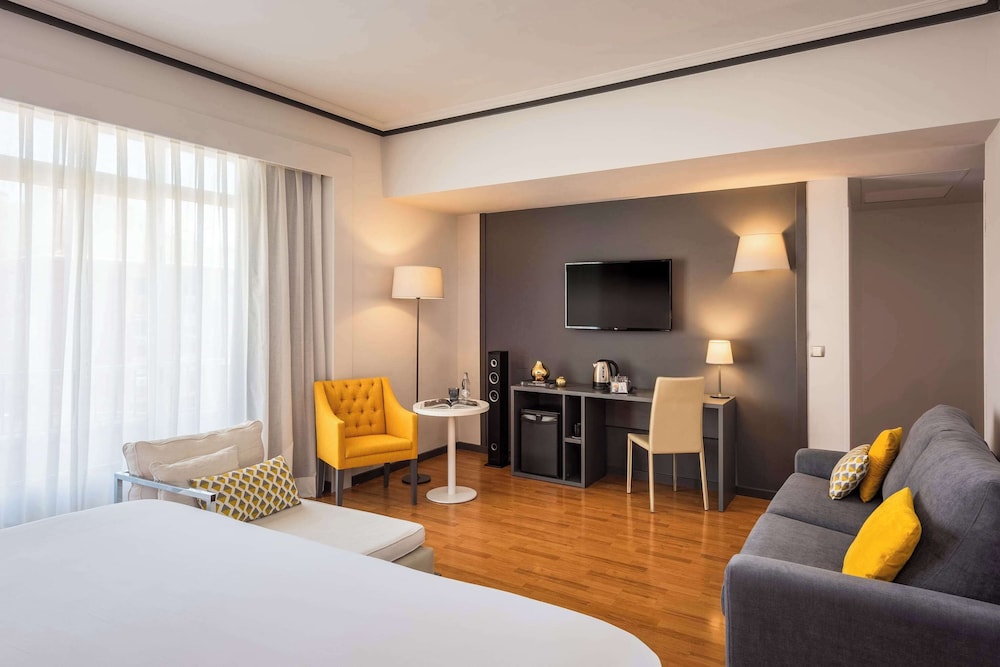 Hotel Madrid Plaza España Affiliated by Meliá 21