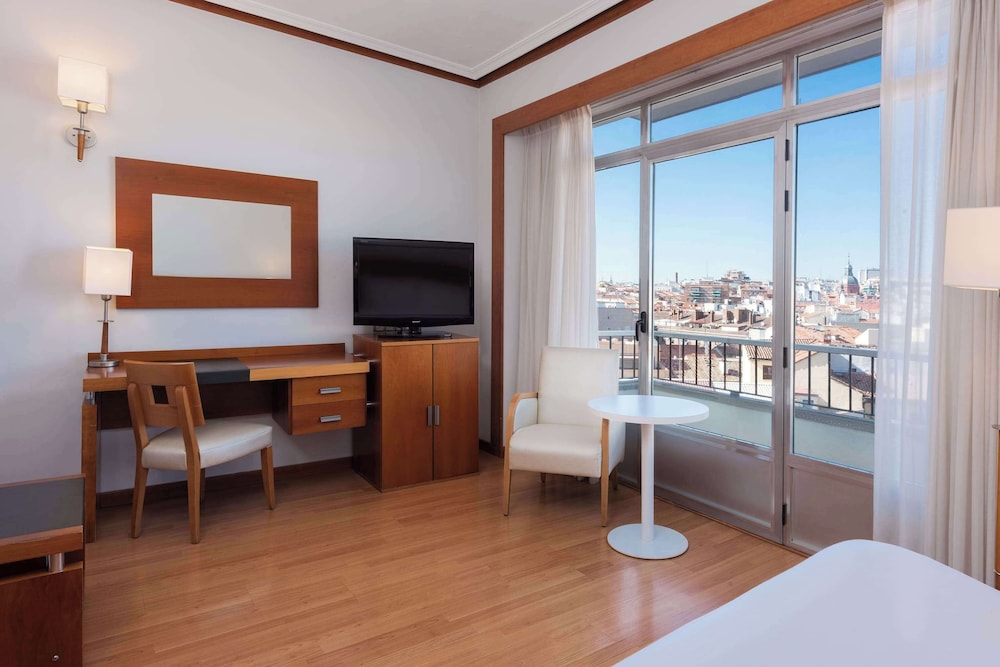 Hotel Madrid Plaza España Affiliated by Meliá 4