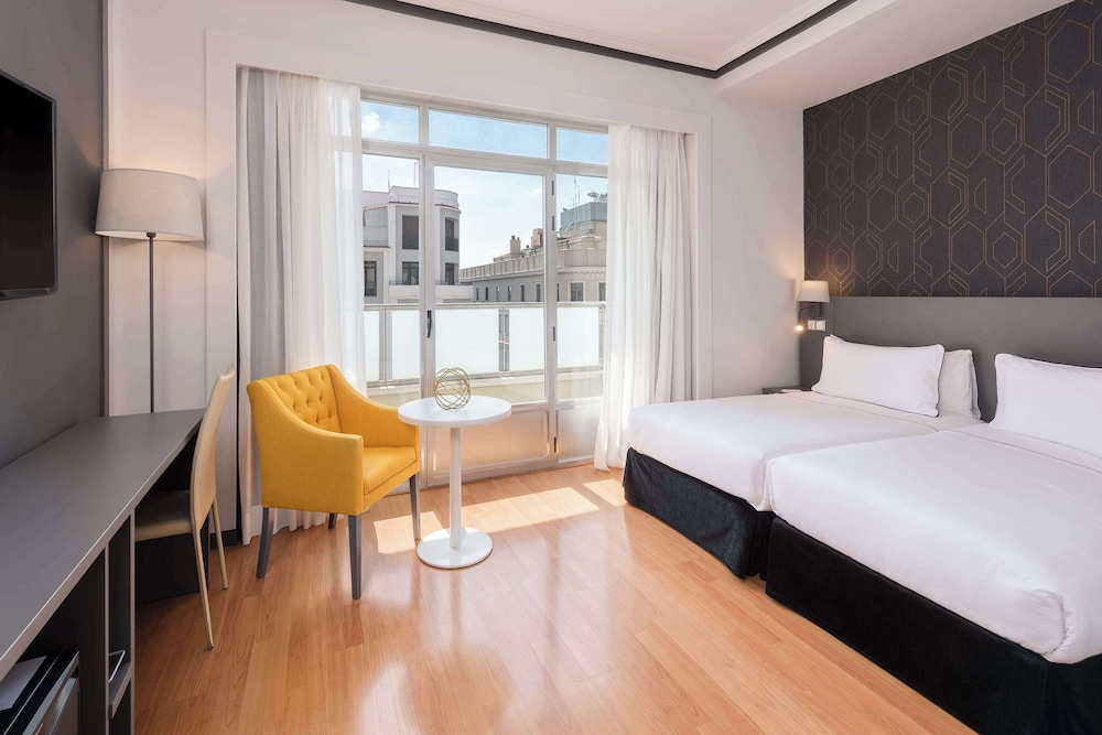 Hotel Madrid Plaza España Affiliated by Meliá 6