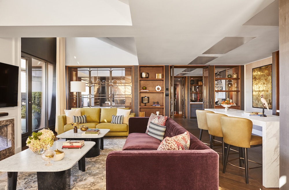Rosewood Villa Magna 11