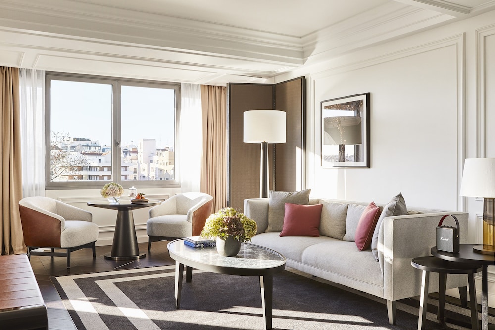 Rosewood Villa Magna 12