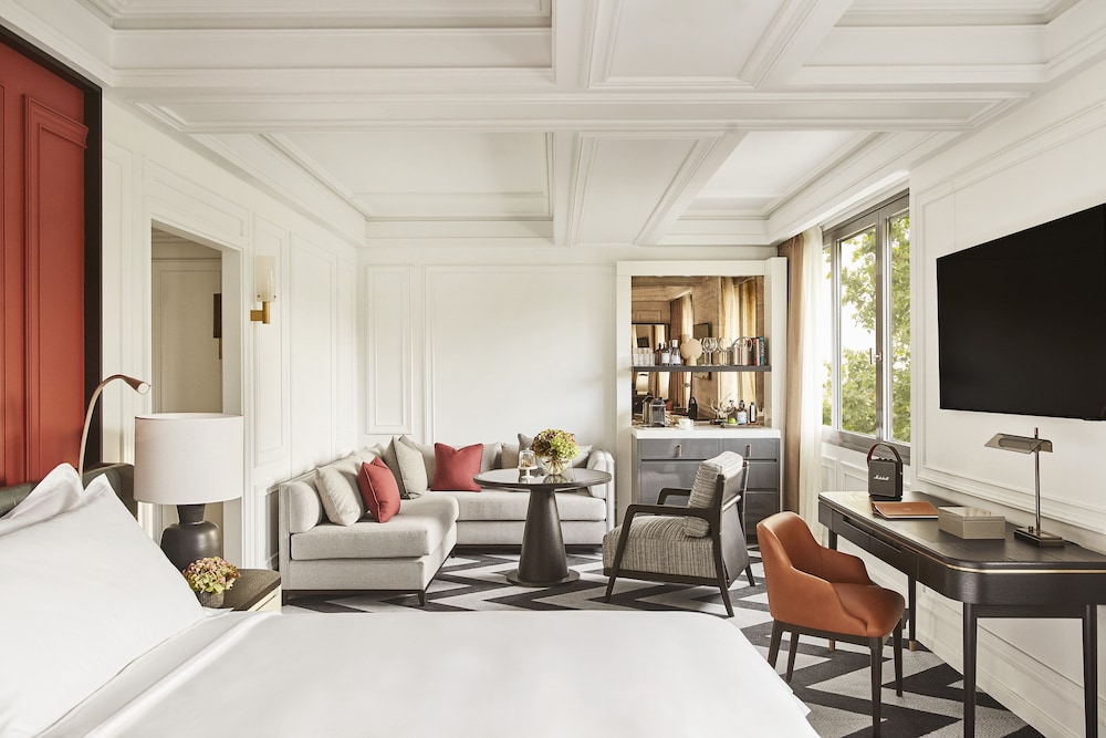 Rosewood Villa Magna 9