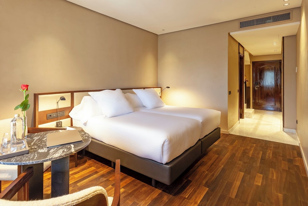 Hotel Villa Real 12