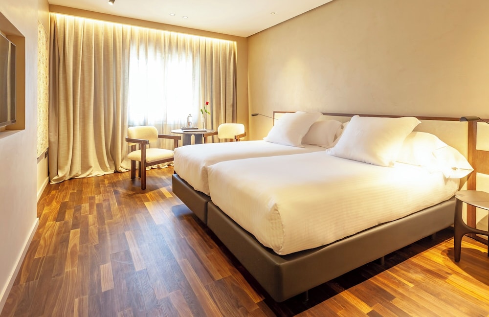 Hotel Villa Real 11
