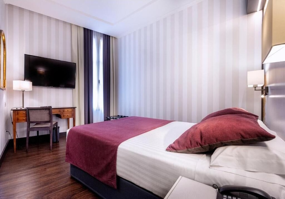 Hotel Intelier Palacio San Martín 18