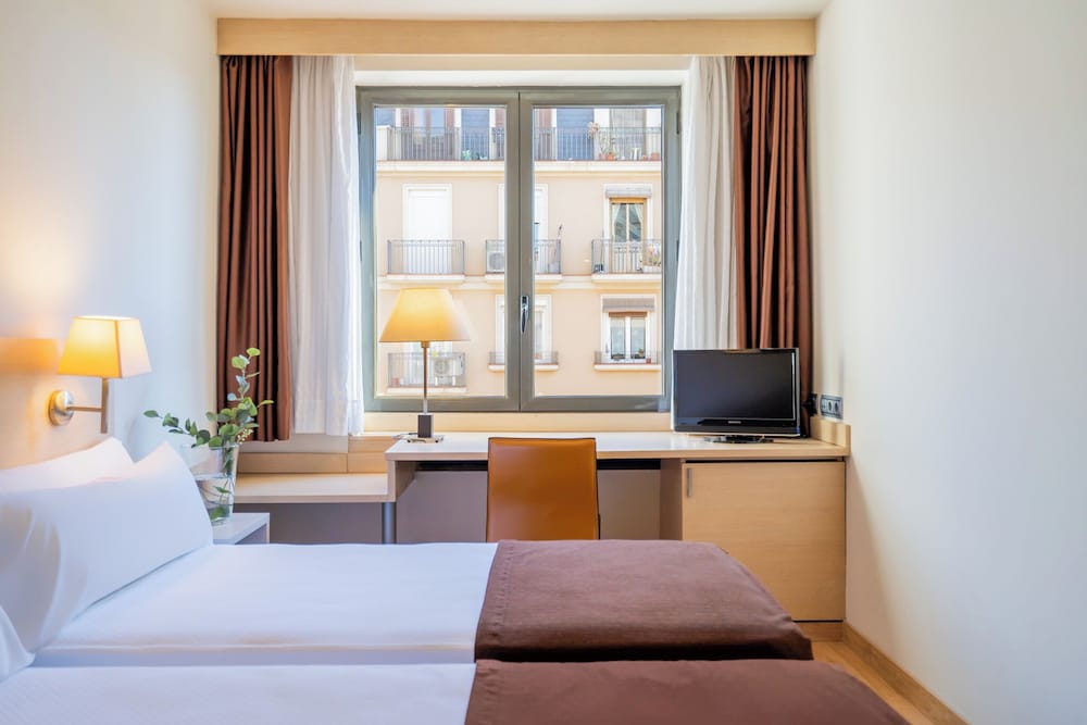 Glories Hotel 4
