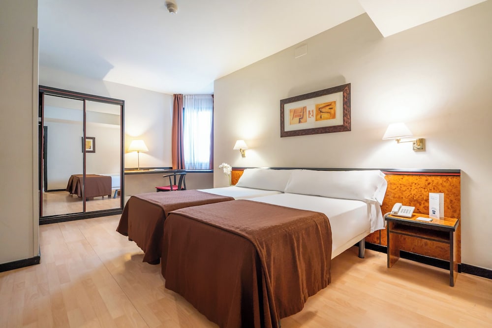 Glories Hotel 16