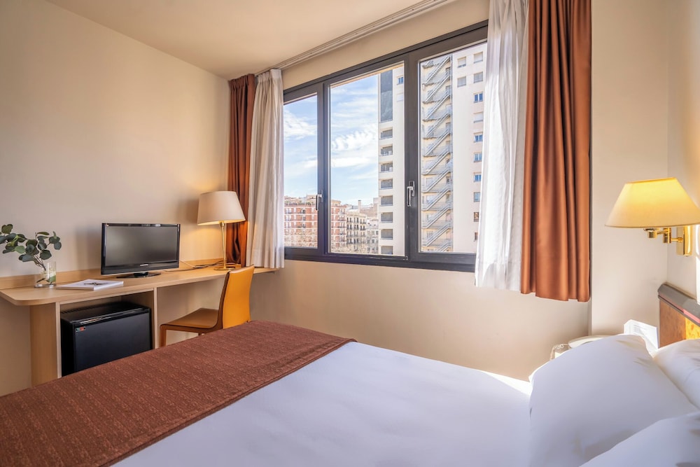 Glories Hotel 24