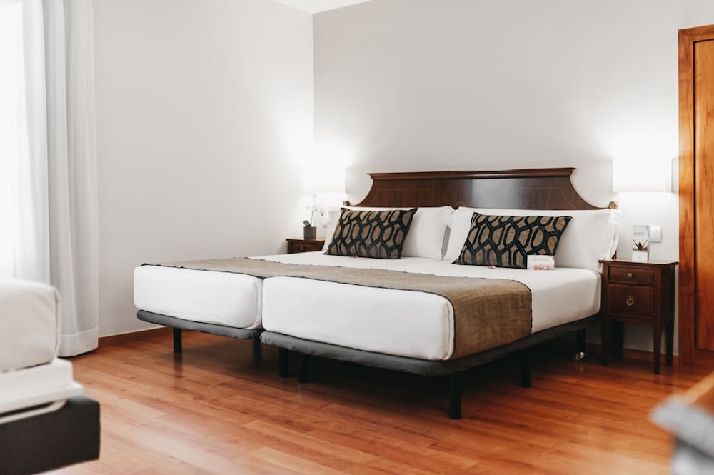 Oriente Atiram Hotel 8