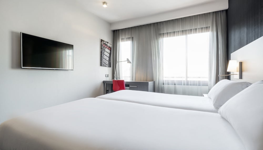 Hotel ILUNION Suites Madrid 20