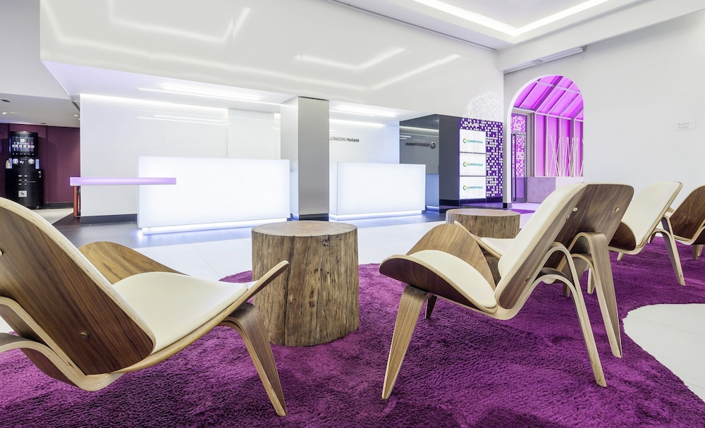 Hotel ILUNION Suites Madrid 6