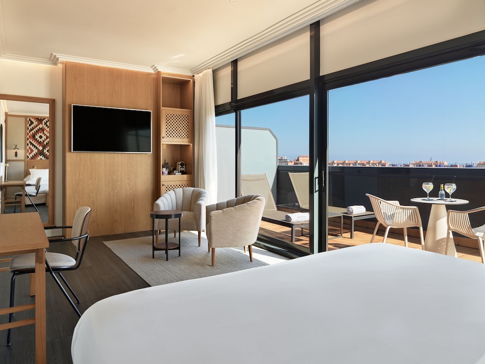 H10 Marina Barcelona 14