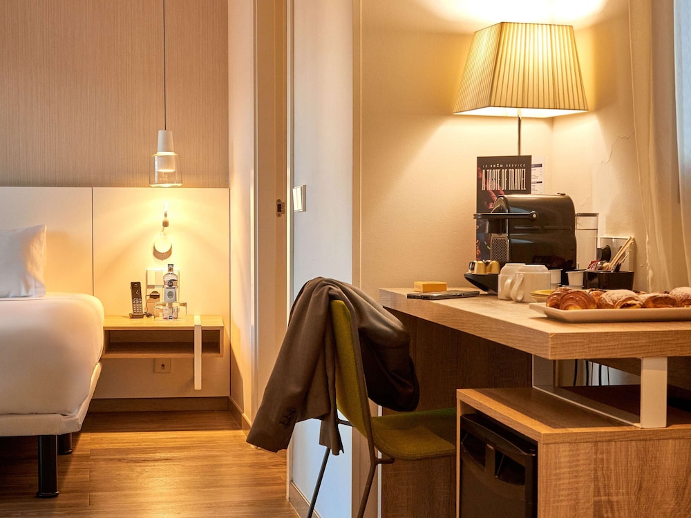 Mercure Barcelona Condor 14