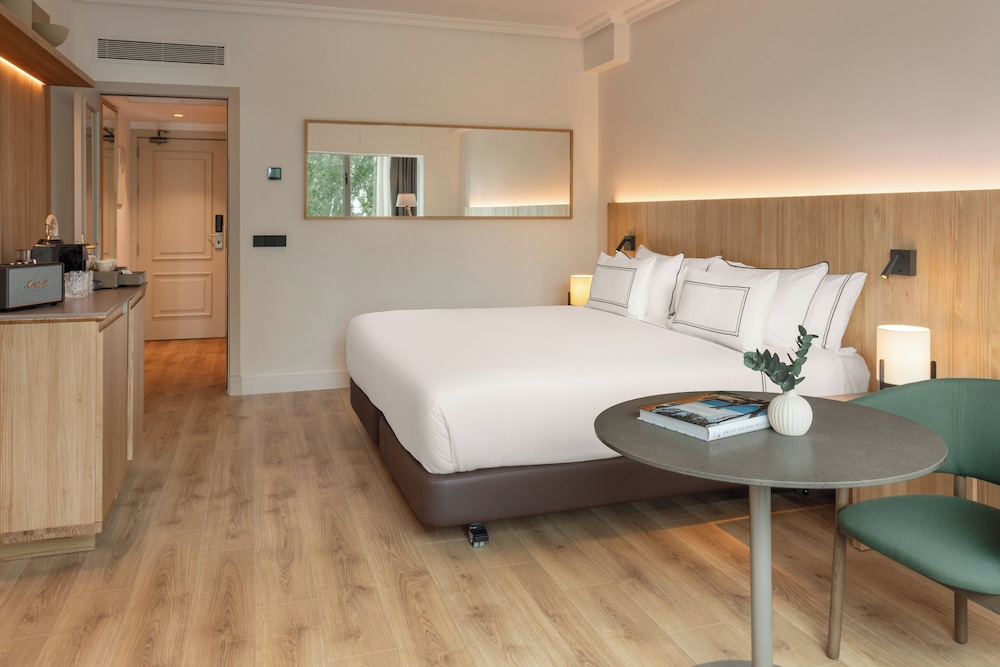 Meliá Madrid Barajas 18