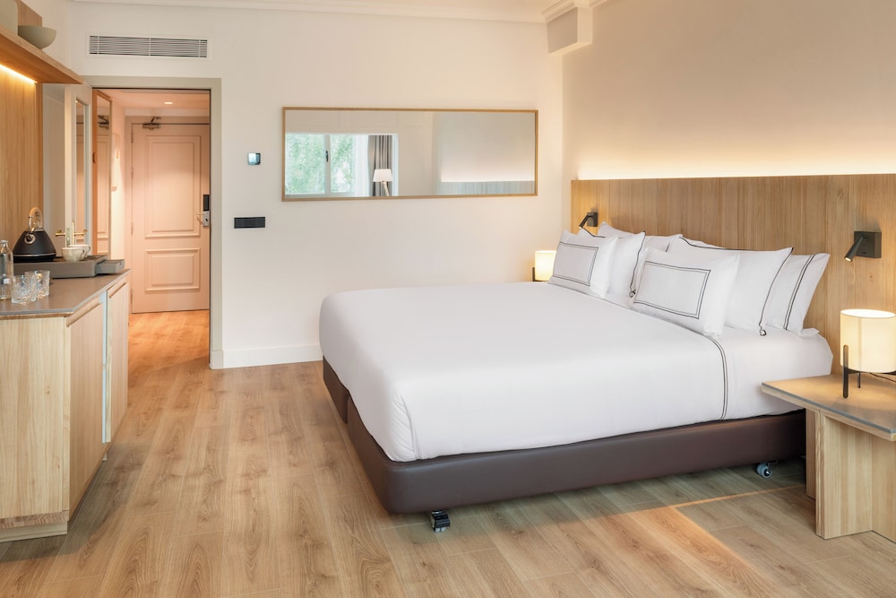 Meliá Madrid Barajas 23