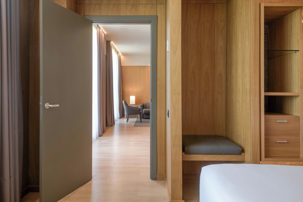 AC Hotel Diagonal L'Illa 8
