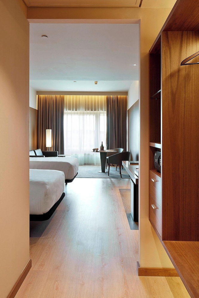AC Hotel Diagonal L'Illa 19