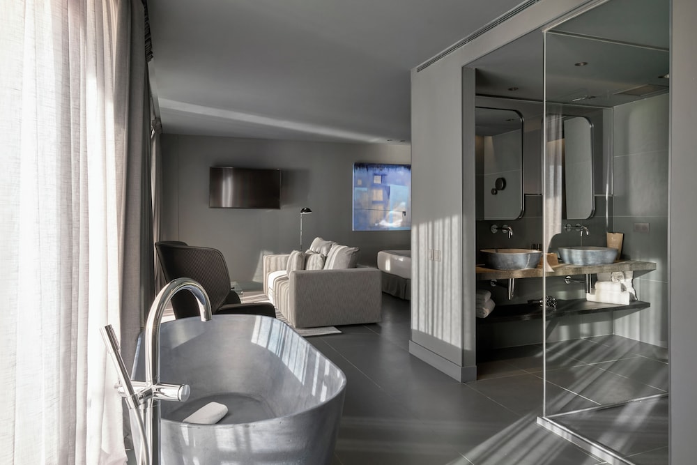 Barcelona Princess 21