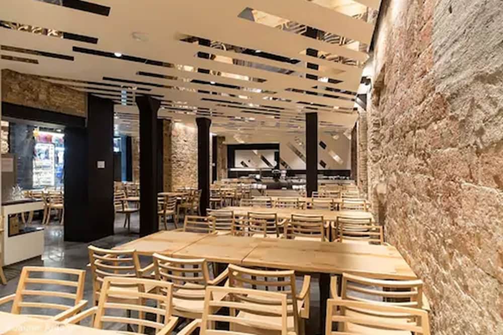 Barcelona House 16