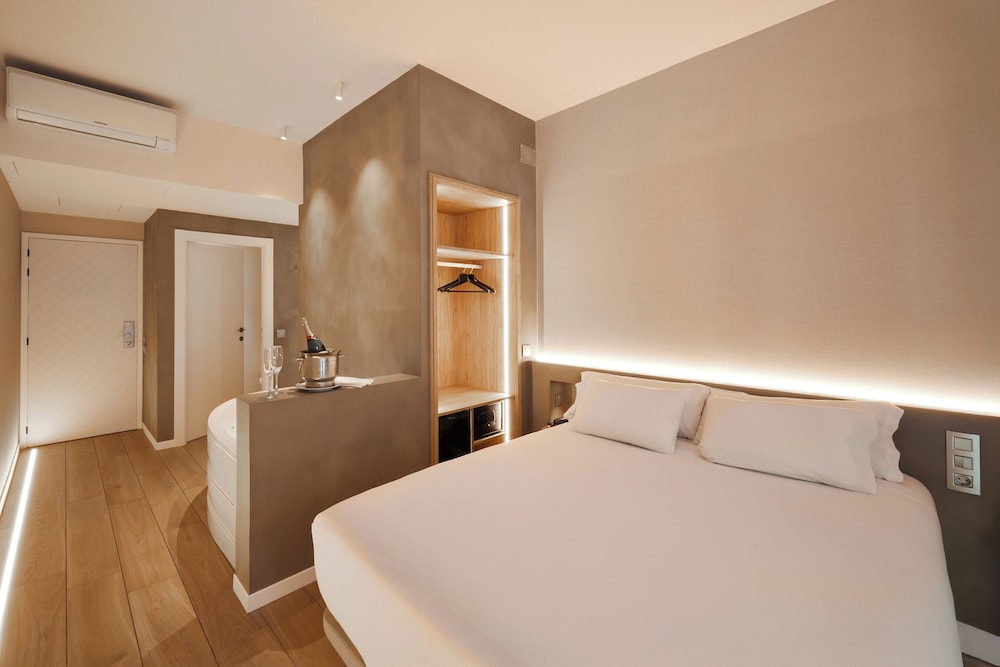 Barcelona Century Hotel 19