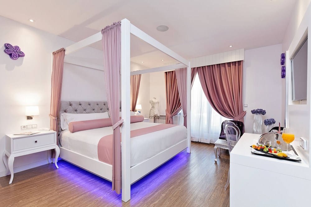 Hotel Mayorazgo 13