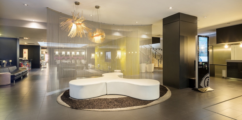 Hotel ILUNION Bel Art 1