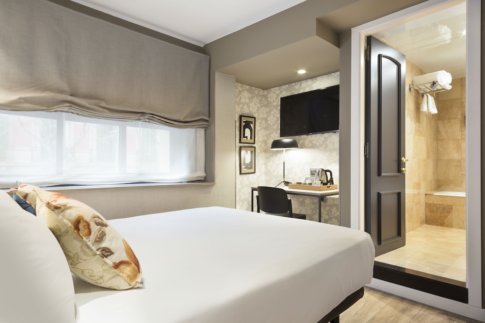 Hotel Acta Splendid 10