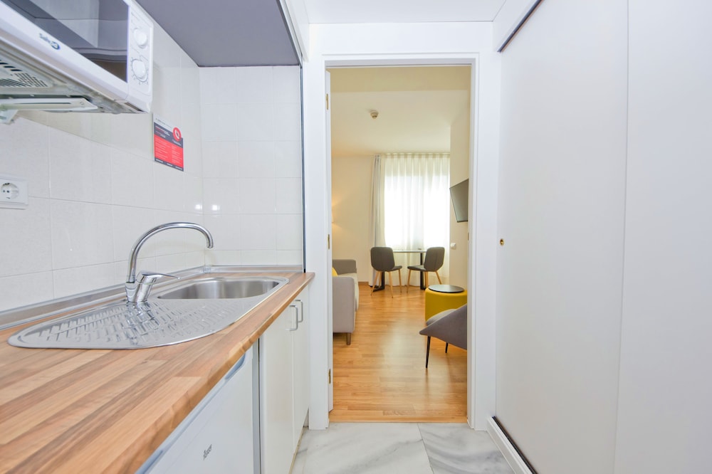 Aparthotel Atenea Vallès 11