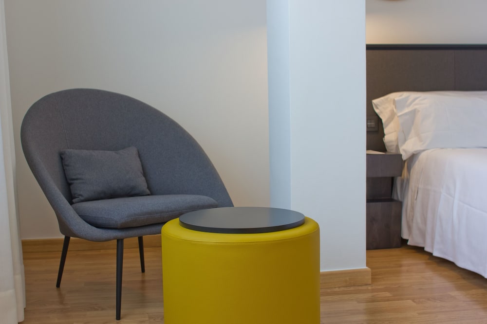 Aparthotel Atenea Vallès 9