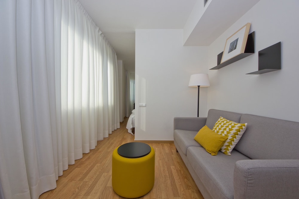 Aparthotel Atenea Vallès 14