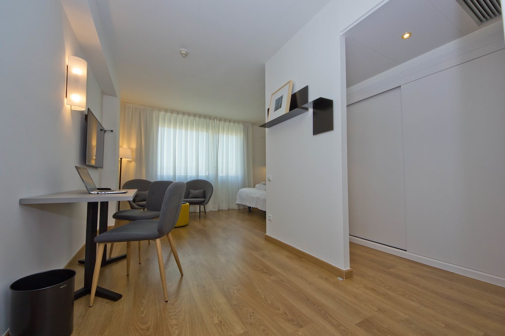 Aparthotel Atenea Vallès 22