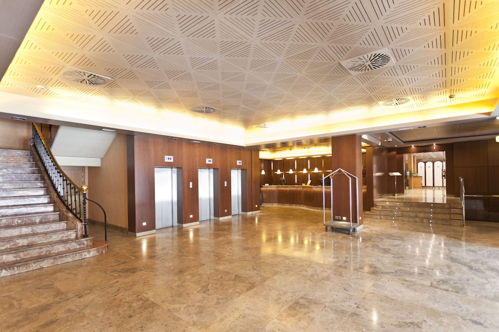 Hotel Praga 4