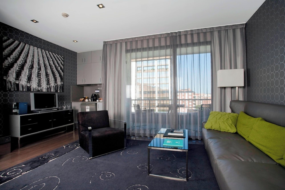 AC Hotel Victoria Suites 17