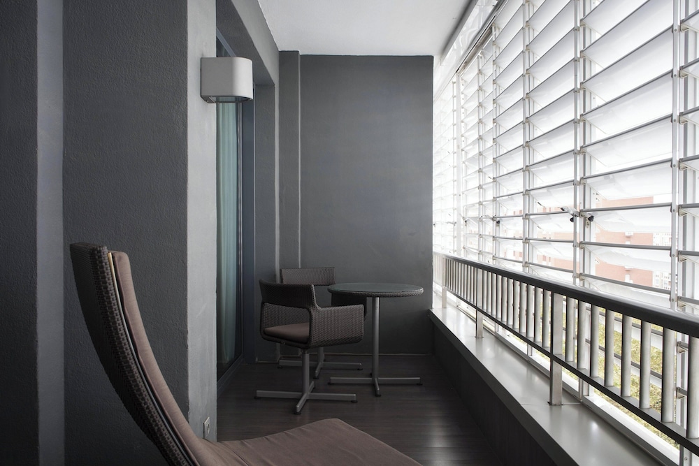 AC Hotel Victoria Suites 7