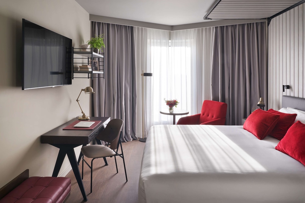 Canopy by Hilton Madrid Castellana 17