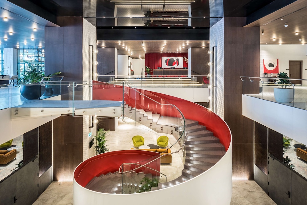 Canopy by Hilton Madrid Castellana 7