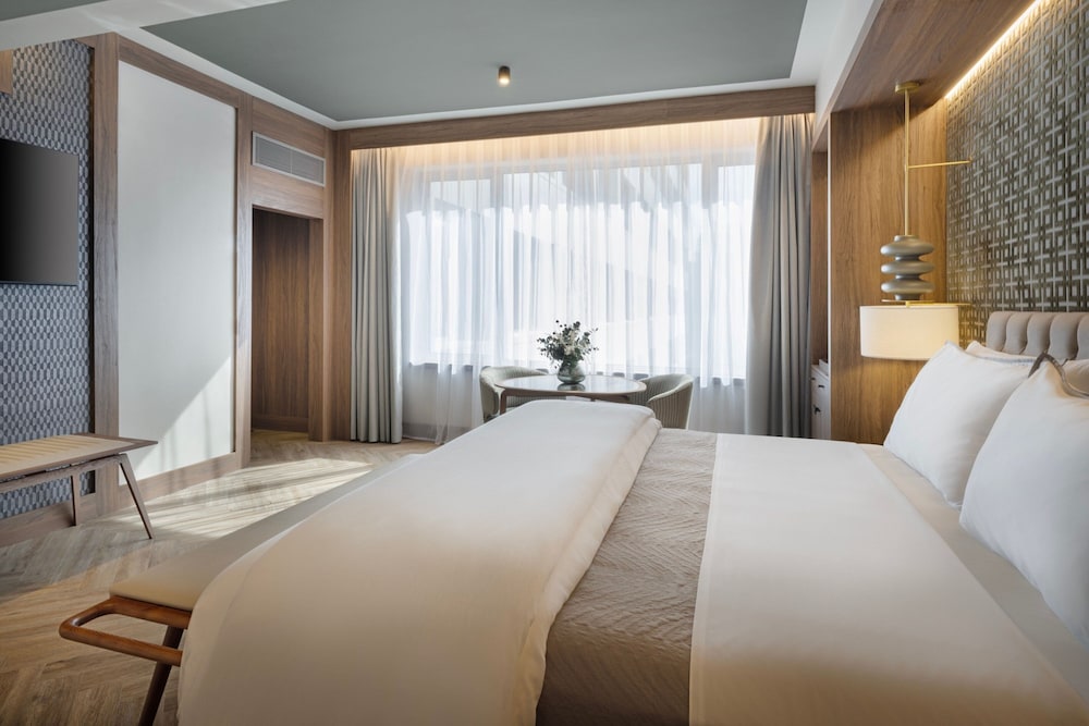 The Westin Madrid Cuzco 19