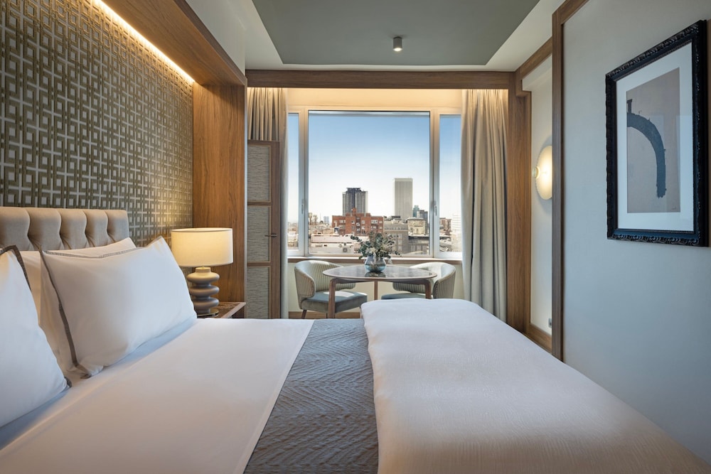 The Westin Madrid Cuzco 24